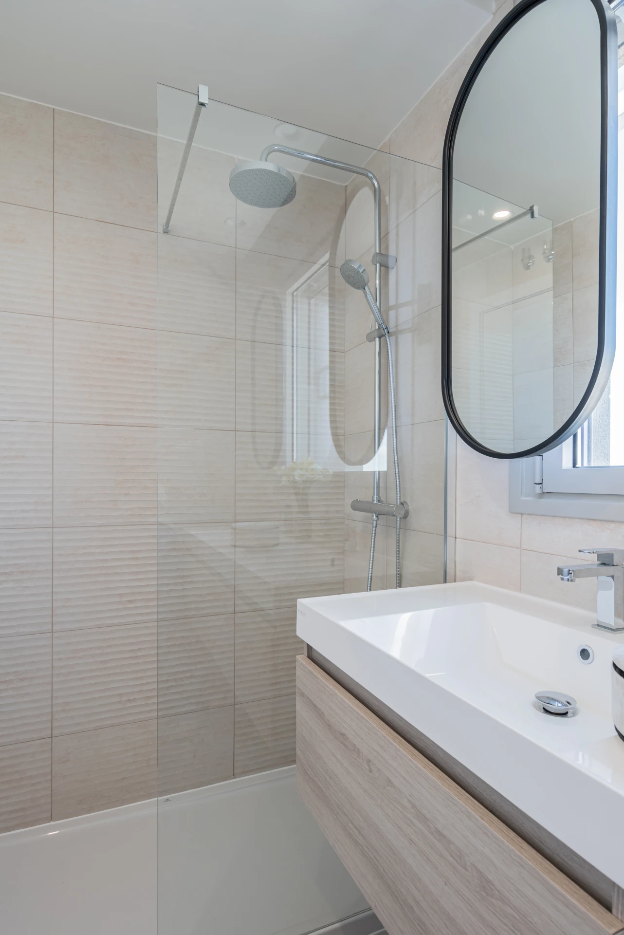 7_Master_bedroom_Home_Staging (9)