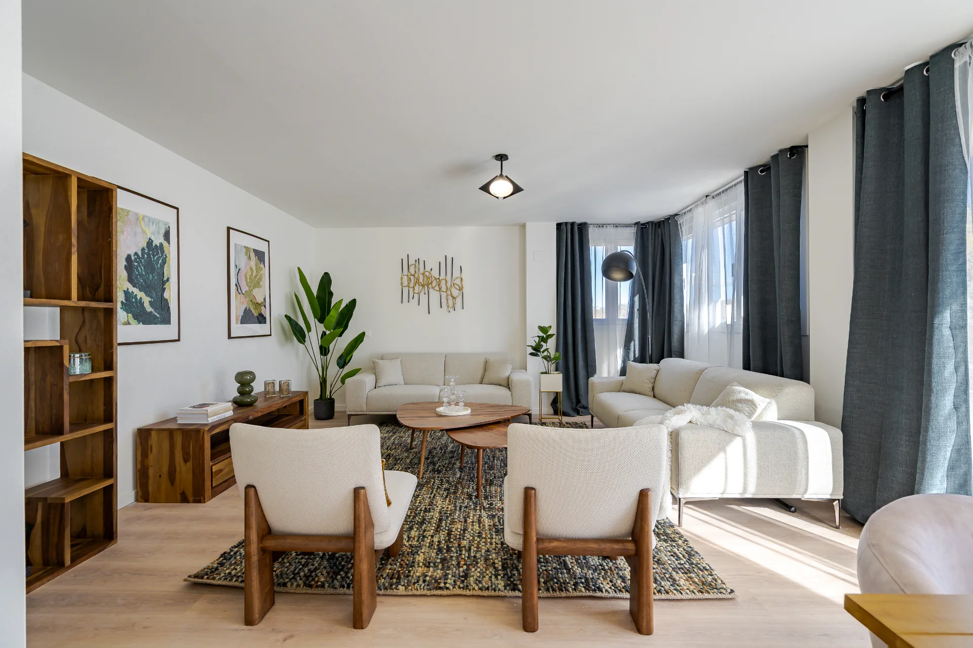 5 (1)_Promotores_Decoracion_Piso_Piloto